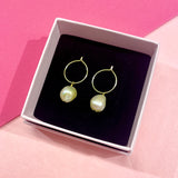 Baroque pearls with hoops