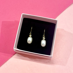 Creme pearls with bling