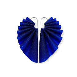 WAVES - frosty midnight